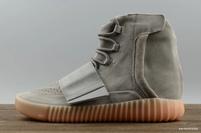 YEEZY BB1840 GREY GLOW LIGHT GUM BOOST DARK 750 ADIDAS 0710